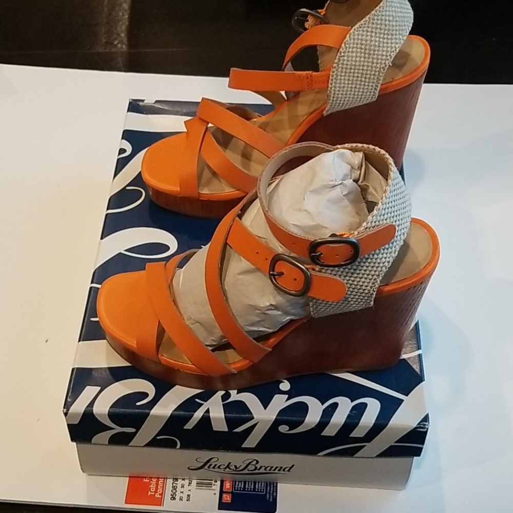 Shoes - Picture 2 of 3